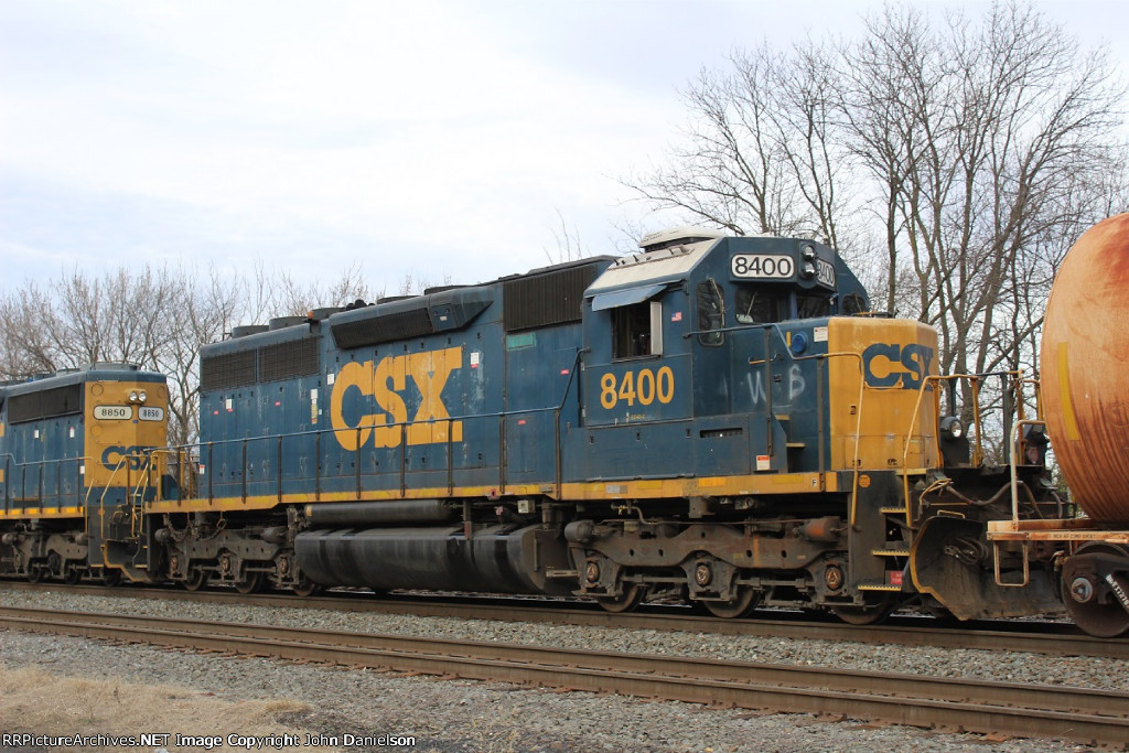 CSX 8400